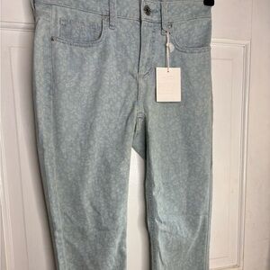 Floral Skinny Crop Light wash Jeans